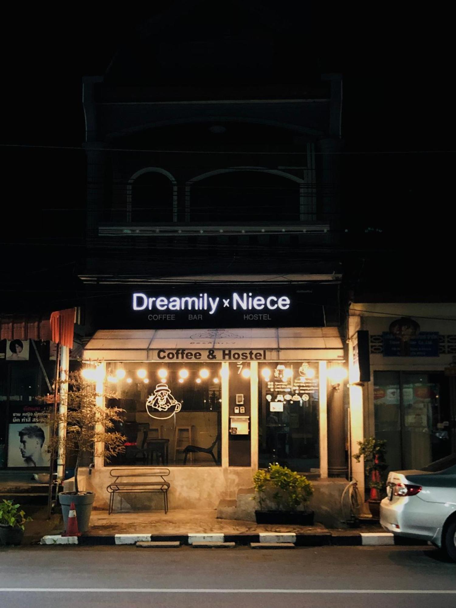 Niece Hostel Phuket - Sha Extra Plus Dış mekan fotoğraf