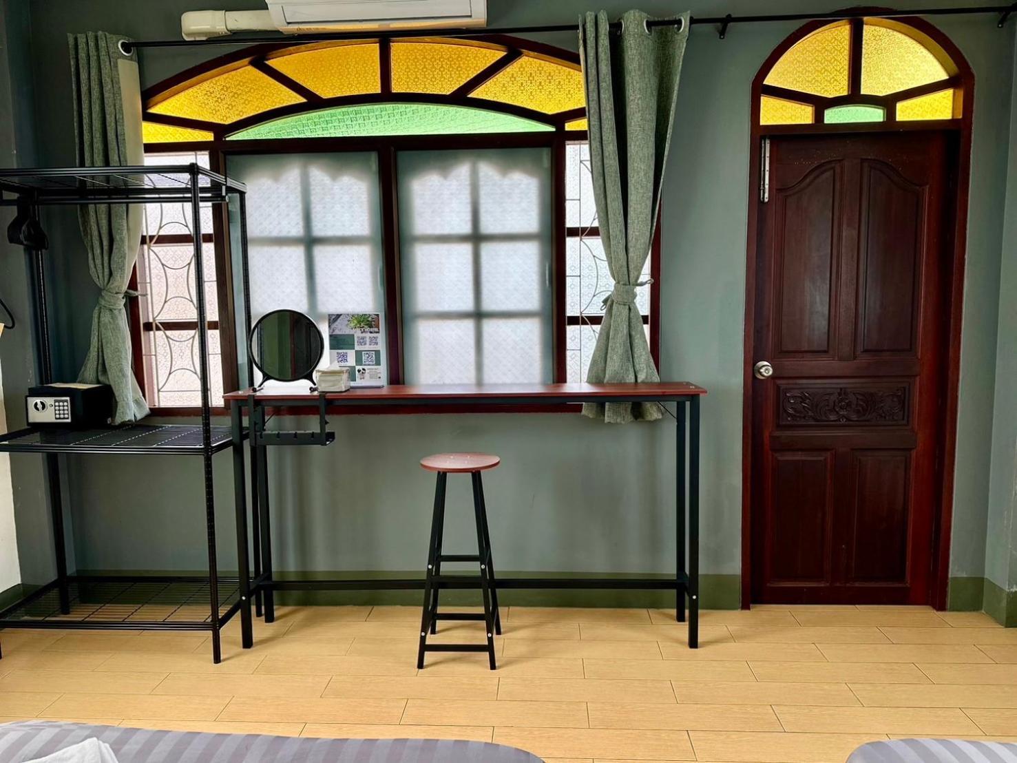 Niece Hostel Phuket - Sha Extra Plus Dış mekan fotoğraf