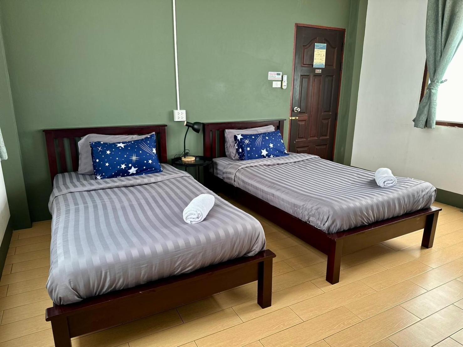 Niece Hostel Phuket - Sha Extra Plus Dış mekan fotoğraf