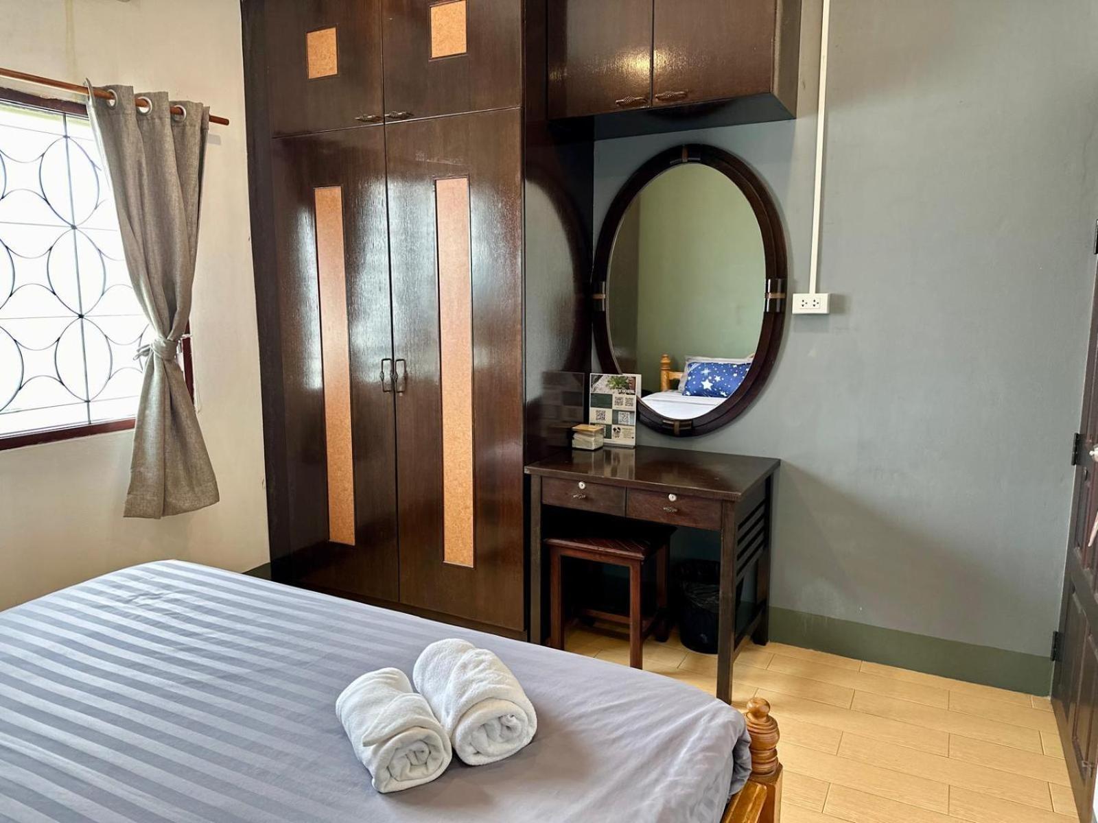 Niece Hostel Phuket - Sha Extra Plus Dış mekan fotoğraf